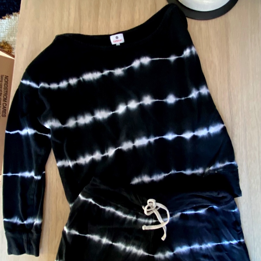 Sundry black & white tie dye short set loungewear